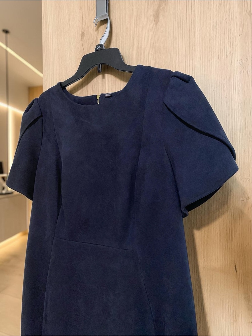 Calvin Klein Navy Faux Suede Short Sleeve Sheath Dress Tulip Sleeve 16 W - Picture 3 of 10